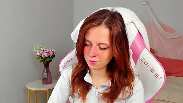 Snapshot of FreyaVeys chatting on 06-19-26, 05:12 FreyaVeys online show from 06-19-26, 05:12