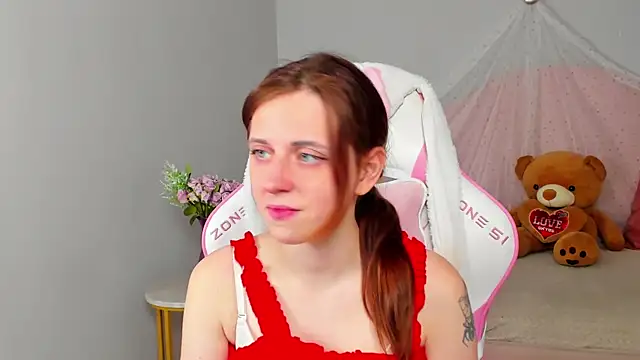 Snapshot of FreyaVeys chatting on 07-10-26, 05:12 FreyaVeys online show from 07-10-26, 05:12