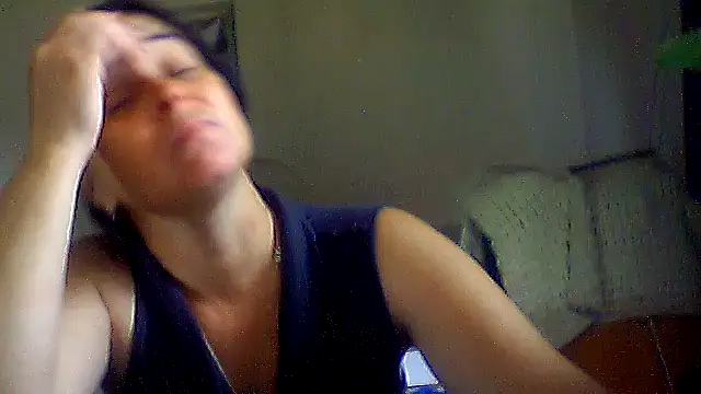 AniaCool77 online show from 08-08-26, 07:54