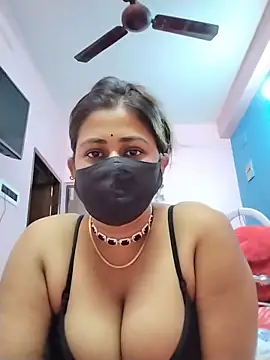 Snapshot of sreyashidas505 chatting on 06-18-26, 01:15 sreyashidas505 online show from 06-18-26, 01:15