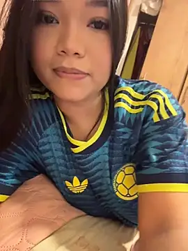 Snapshot of maria_lunag chatting on 06-18-26, 02:34 maria lunag online show from 06-18-26, 02:34