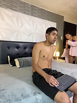 Isaak Salomee online show from 06-15-26, 12:29