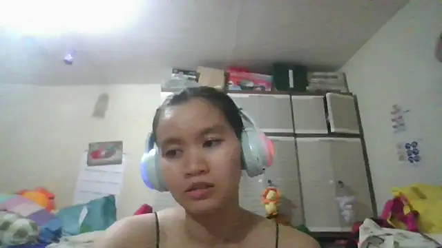 Snapshot of LilianStratakos chatting on 06-04-26, 01:28 LilianStratakos online show from 06-04-26, 01:28