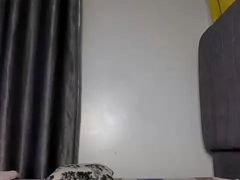 its lanisha7 online show from 06-06-26, 12:05