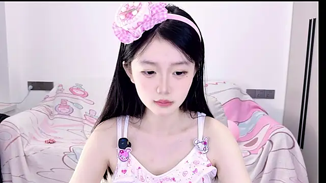 KylinKylin online show from 06-16-26, 02:30