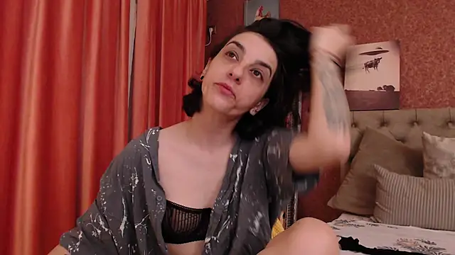 Snapshot of RedFlagXXX chatting on 06-08-26, 05:30 RedFlagXXX online show from 06-08-26, 05:30