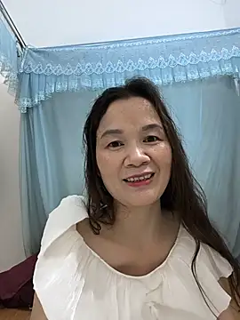 Snapshot of Lye_lovely chatting on 06-02-26, 12:40 Lye lovely online show from 06-02-26, 12:40