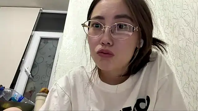 VickieTrudo online show from 06-15-26, 09:06