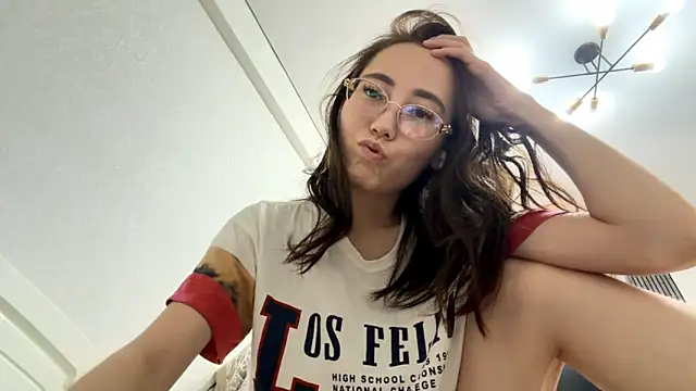 VickieTrudo online show from 06-29-26, 09:15