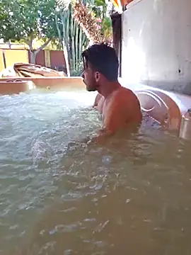 Snapshot of Clevername90 chatting on 03-01-25, 04:22 Clevername90 online show from 03-01-25, 04:22