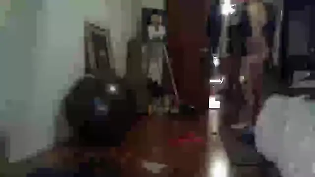 Snapshot of Clevername90 chatting on 12-23-25, 09:29 Clevername90 online show from 12-23-25, 09:29