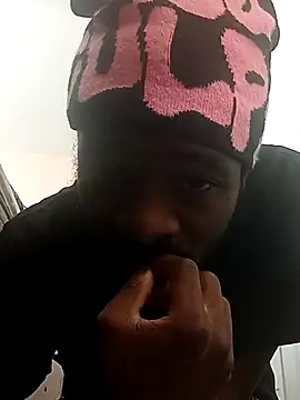 Keepemwett online show from 05-25-26, 02:01