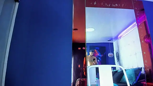 Mike333  online show from 06-06-26, 10:03