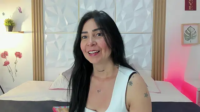 Anniee 333 online show from 06-22-26, 03:09