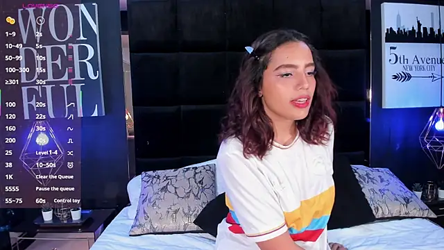 AmyyScott online show from 06-24-26, 07:46