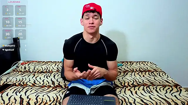 Luke Muscle online show from 06-18-26, 11:53