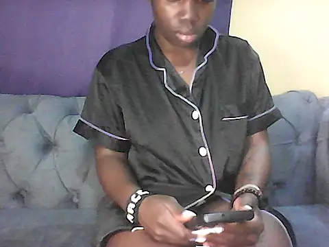 Snapshot of Hott_tash chatting on 06-15-26, 02:41 Hott tash online show from 06-15-26, 02:41