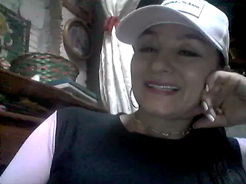 Snapshot of Anlly_garcia002 chatting on 05-22-26, 09:42 Anlly garcia002 online show from 05-22-26, 09:42