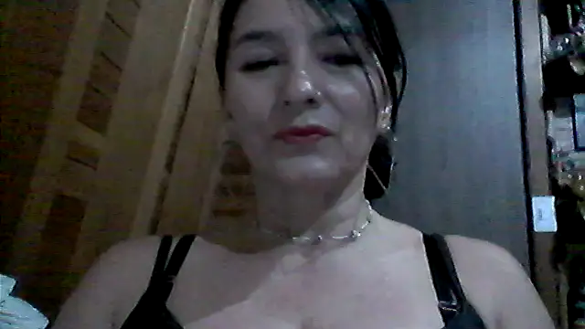 Snapshot of Anlly_garcia002 chatting on 07-01-26, 12:23 Anlly garcia002 online show from 07-01-26, 12:23