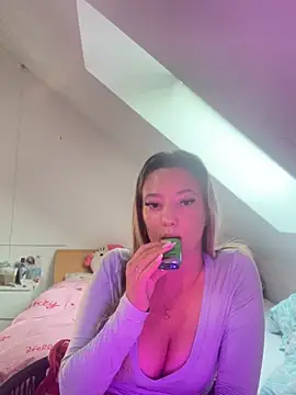 Evelina Nelson online show from 06-14-26, 07:27
