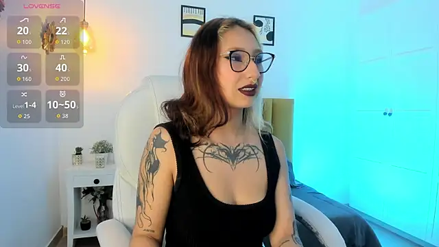 Snapshot of Natasha__monroe chatting on 06-13-26, 12:47 Natasha monroe online show from 06-13-26, 12:47