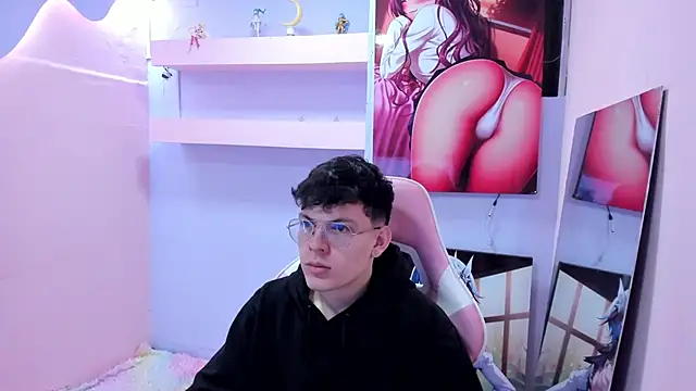 AngeloBocellii online show from 06-21-26, 01:24