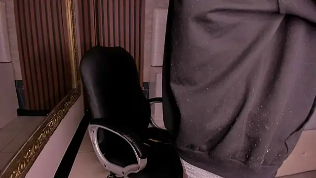 AngeloBocellii online show from 07-02-26, 01:39