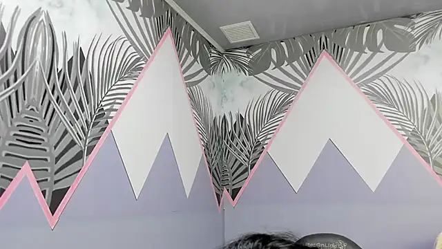 AuroraGreyy online show from 06-19-26, 11:25