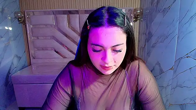 Snapshot of Kiara_Moon_r chatting on 07-07-26, 06:47 Kiara Moon r online show from 07-07-26, 06:47