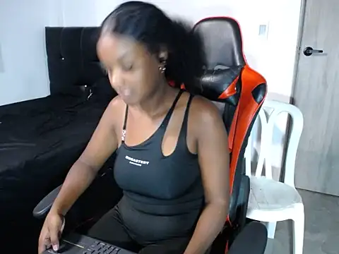 sexy brunette206 online show from 05-23-26, 02:06