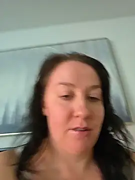 Snapshot of CreamVixen chatting on 06-22-26, 03:09 CreamVixen online show from 06-22-26, 03:09