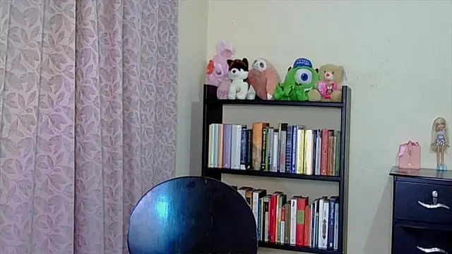 Snapshot of Kali_Hel chatting on 07-12-26, 03:52 Kali Hel online show from 07-12-26, 03:52