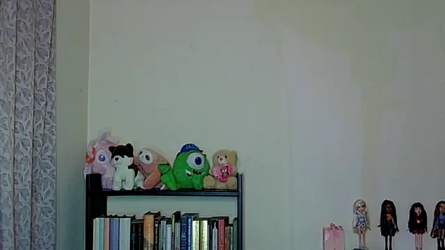 Snapshot of Kali_Hel chatting on 07-15-26, 03:23 Kali Hel online show from 07-15-26, 03:23