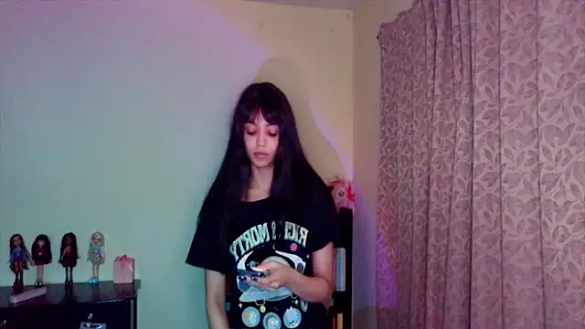 Snapshot of Kali_Hel chatting on 07-18-26, 03:33 Kali Hel online show from 07-18-26, 03:33