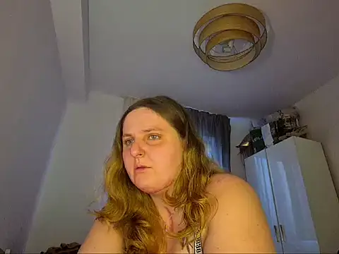 JessicaBake online show from 06-14-26, 03:47