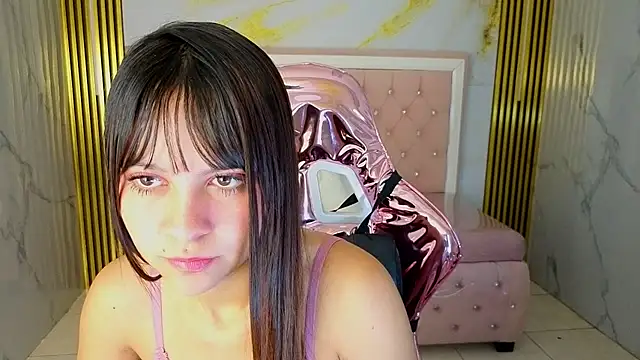 Snapshot of isabeau_s chatting on 07-03-26, 01:06 isabeau s online show from 07-03-26, 01:06