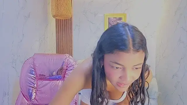 valentina gomez s online show from 06-02-26, 12:40