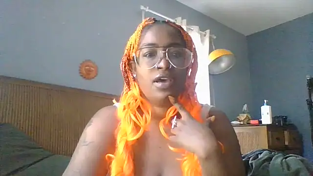 CloverGirlxo online show from 06-01-26, 04:09