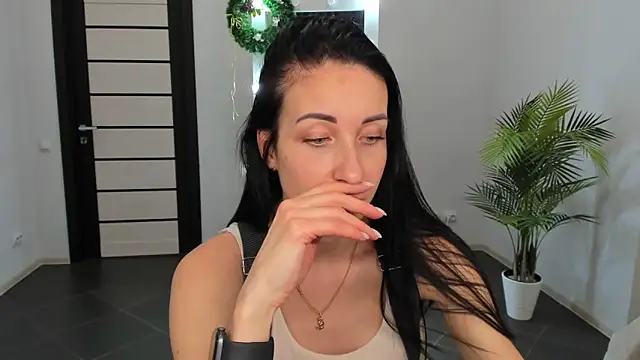 BouncySweety online show from 12-13-24, 07:43