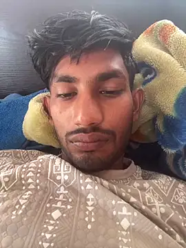 Snapshot of Roshan_78_R chatting on 05-29-26, 06:11 Roshan 78 R online show from 05-29-26, 06:11