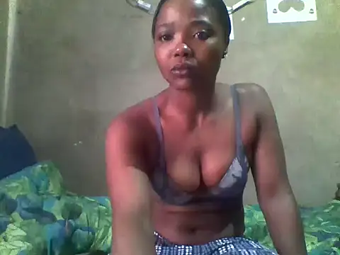 Snapshot of mommysmiley1234 chatting on 05-28-26, 09:39 mommysmiley1234 online show from 05-28-26, 09:39