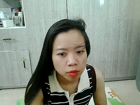 Snapshot of Nellid079 chatting on 05-30-26, 09:28 Nellid079 online show from 05-30-26, 09:28