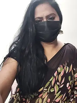 Snapshot of Meera_mia chatting on 06-17-26, 07:26 Meera mia online show from 06-17-26, 07:26