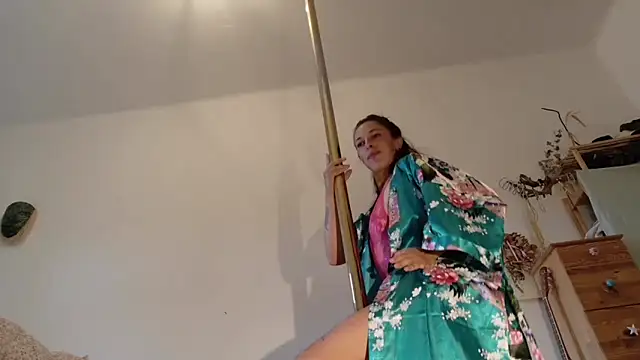 PriscillaPole online show from 06-11-26, 11:08