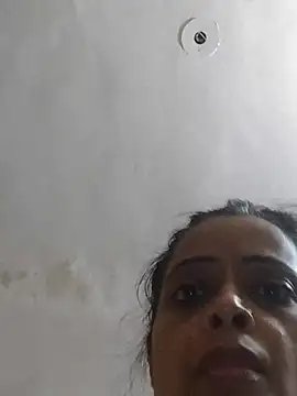 QYAMTGIRL online show from 07-18-26, 12:04
