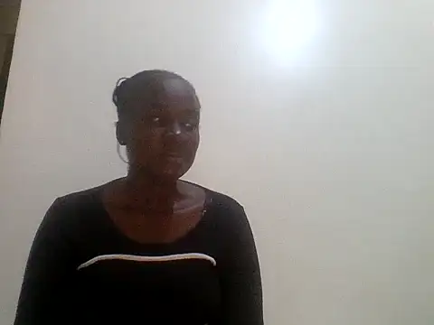 Snapshot of Ebonylouisa chatting on 07-17-26, 06:13 Ebonylouisa online show from 07-17-26, 06:13