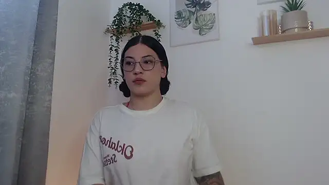 Leena rose online show from 07-09-26, 05:39