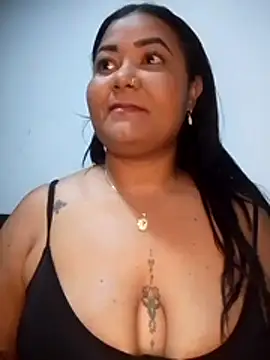 Snapshot of DEISY_8670 chatting on 07-03-26, 10:43 DEISY 8670 online show from 07-03-26, 10:43