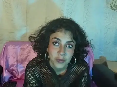 Scarlett steward online show from 05-25-26, 08:37