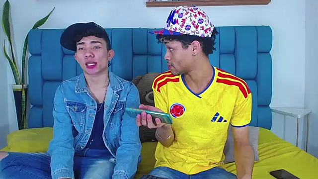 STRANGER BOYS online show from 07-06-26, 11:07